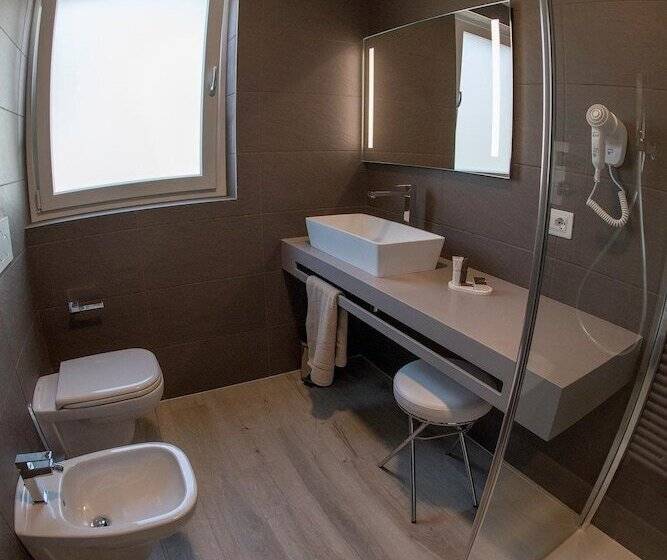 فندق Aurora Apart