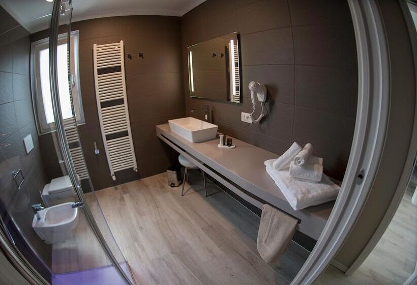 فندق Aurora Apart