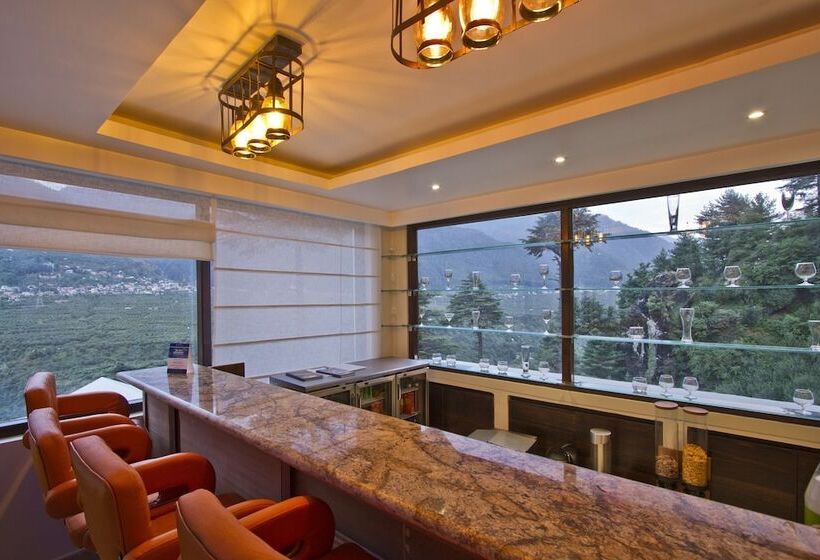ホテル Beyond Stay Himalayan Monal Manali