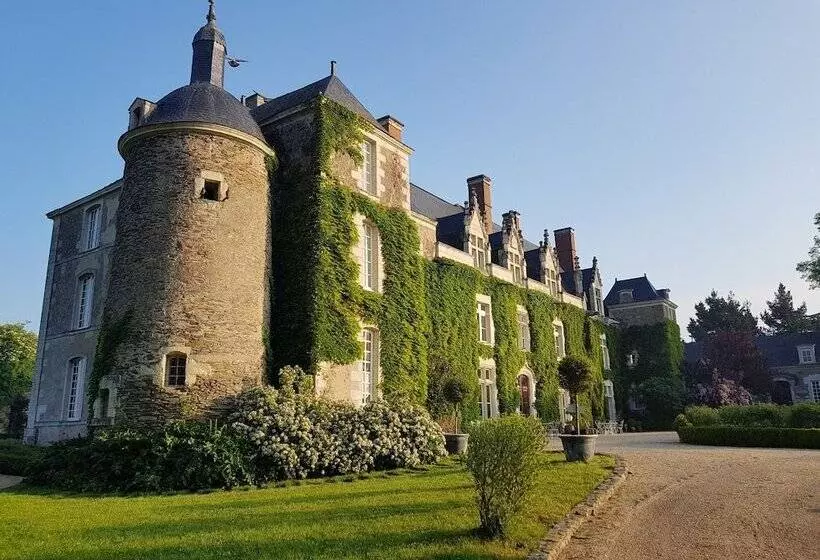 ホテル Château De L Epinay