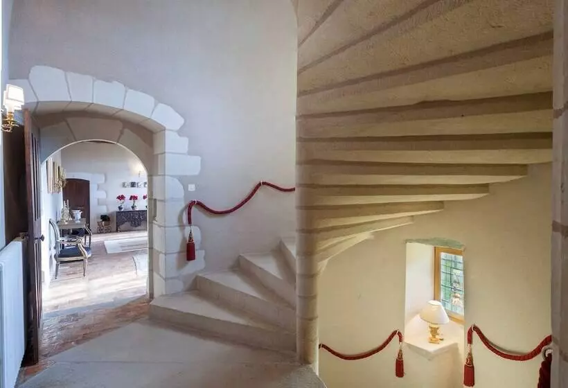 ホテル Château De L Epinay