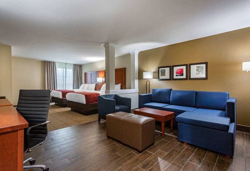 فندق Comfort Suites