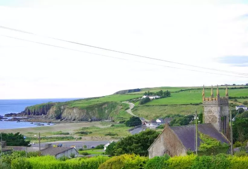 هتل Copper Coast B&b