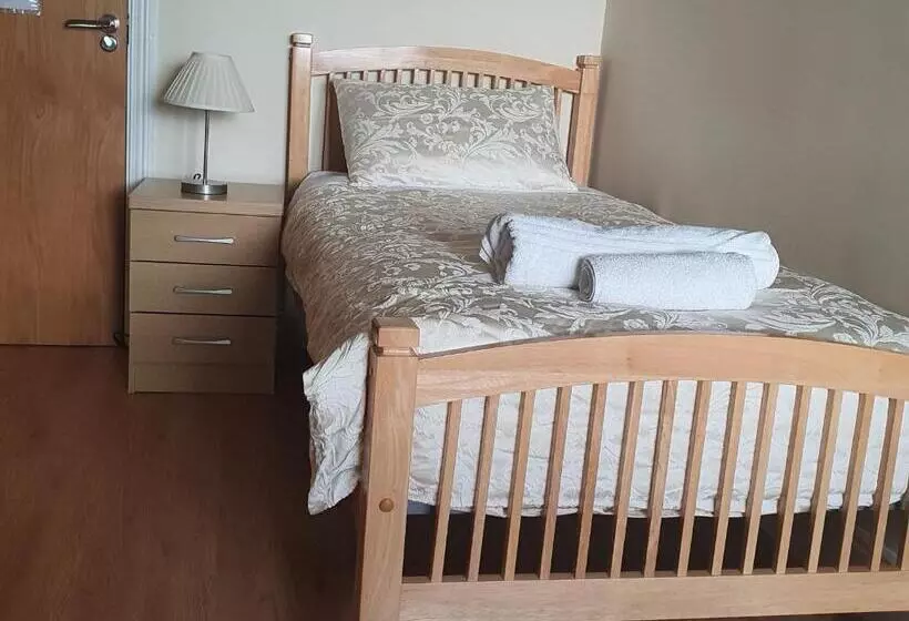 هتل Copper Coast B&b