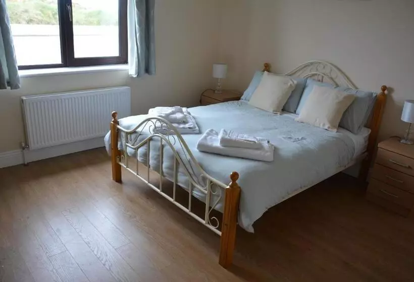 هتل Copper Coast B&b