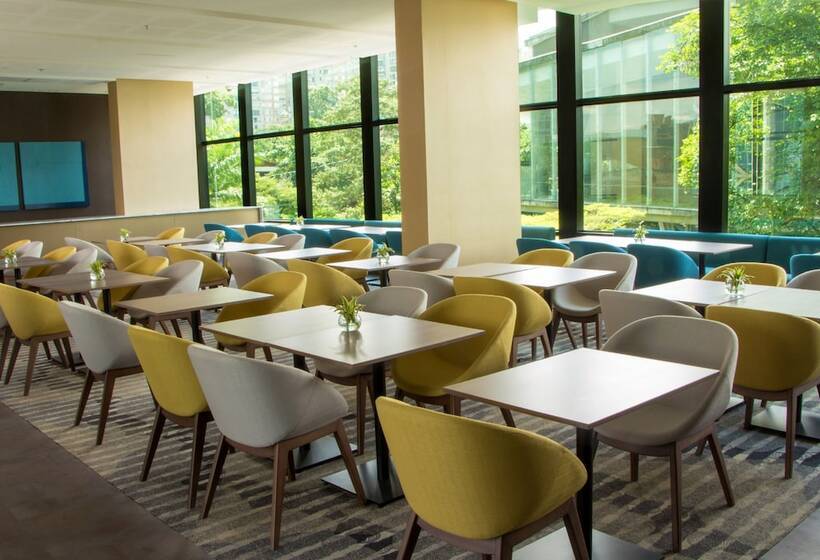 هتل Estelar Square