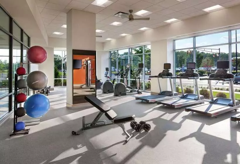 Hotelli Hampton Inn & Suites Teaneck Glenpointe