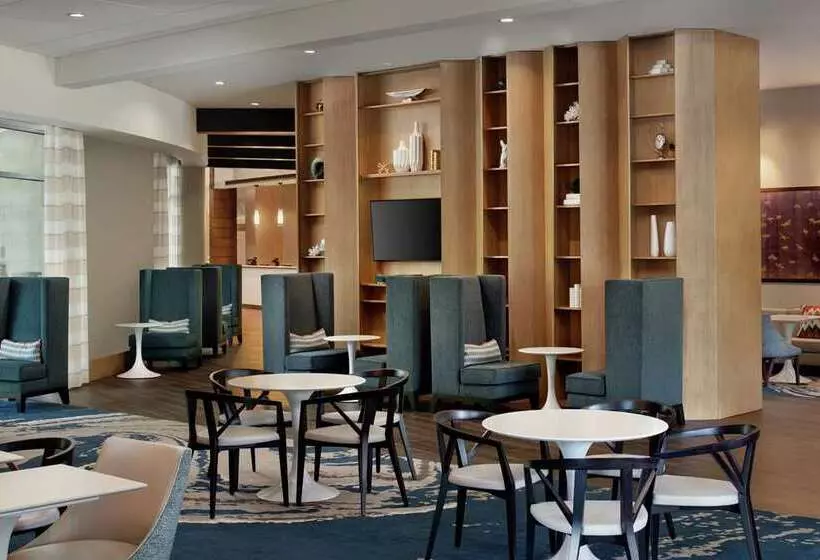 Hotelli Hampton Inn & Suites Teaneck Glenpointe