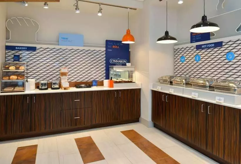 Hotelli Holiday Inn Express & Suites   Ottumwa, An Ihg