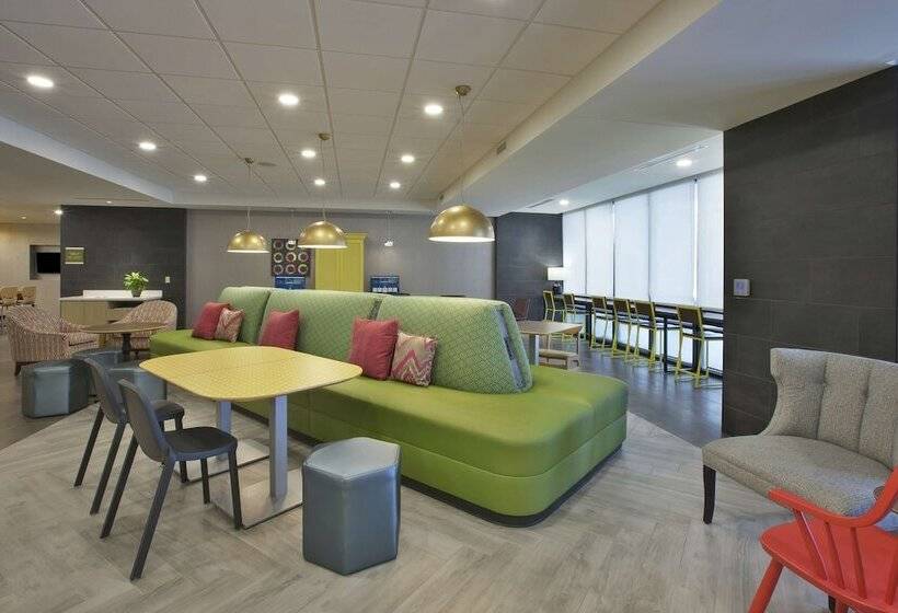 Отель Home2 Suites By Hilton Holland