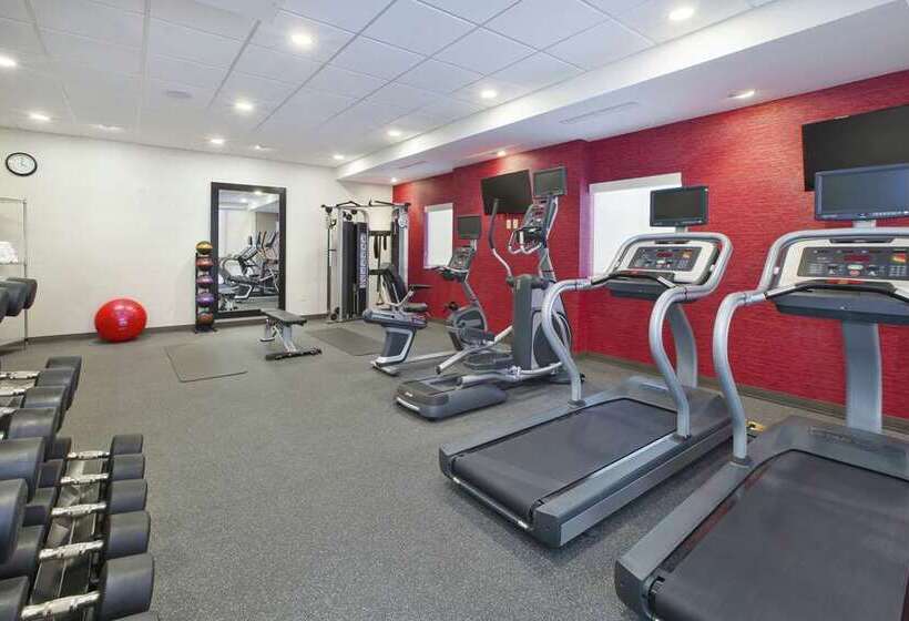 Отель Home2 Suites By Hilton Holland