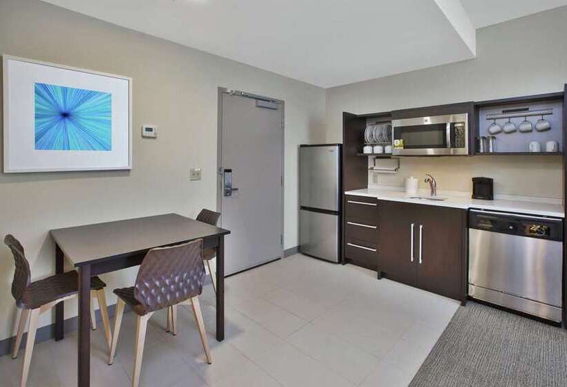 Отель Home2 Suites By Hilton Holland