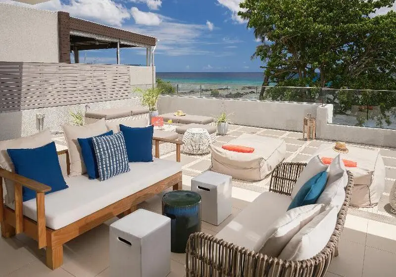 هتل Les Estivales Beachfront Suites & Penthouses By Lov