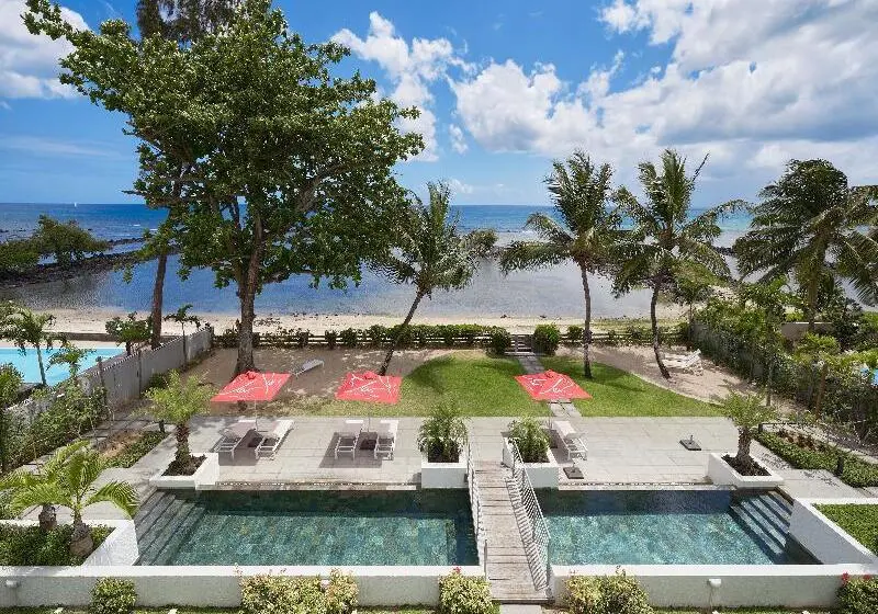 هتل Les Estivales Beachfront Suites & Penthouses By Lov