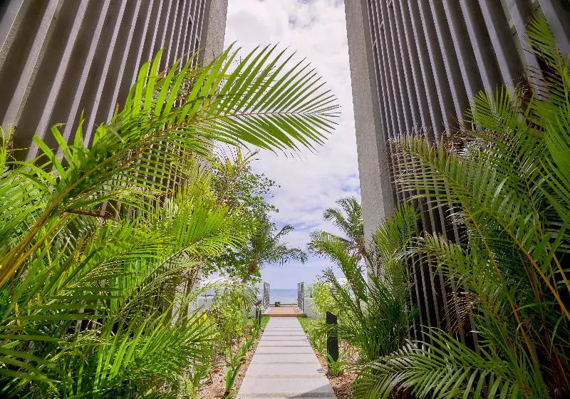 هتل Les Estivales Beachfront Suites & Penthouses By Lov