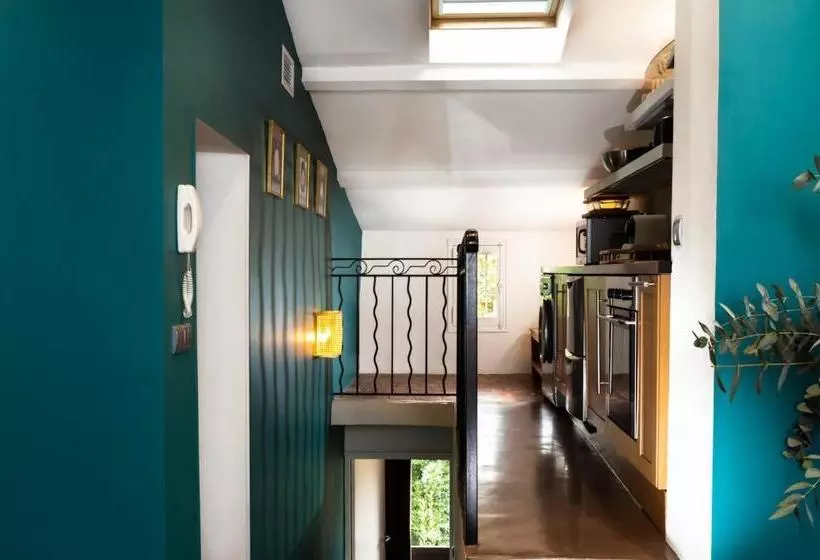 هتل Maison Dauphine
