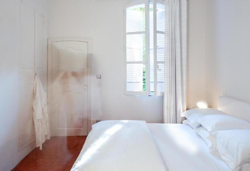 هتل Maison Dauphine