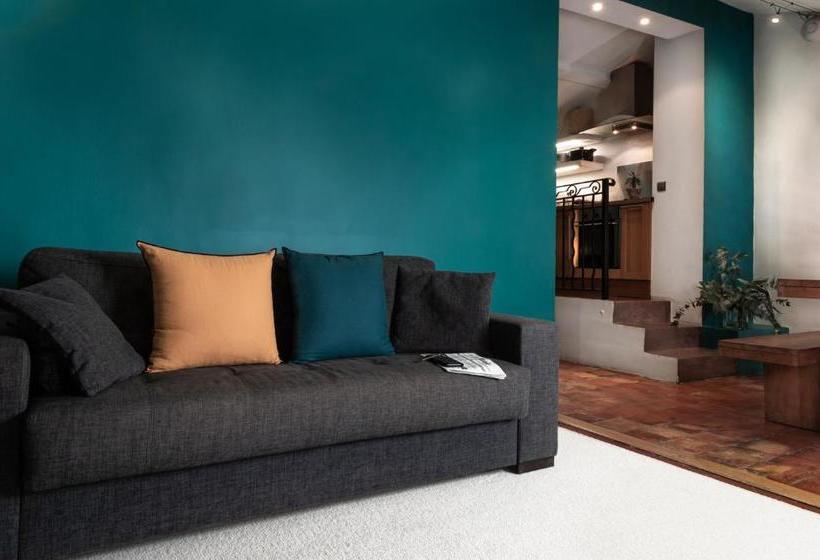 هتل Maison Dauphine