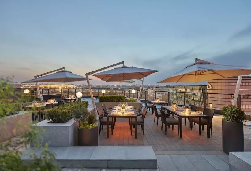 Hotelli Mandarin Oriental Wangfujing Beijing