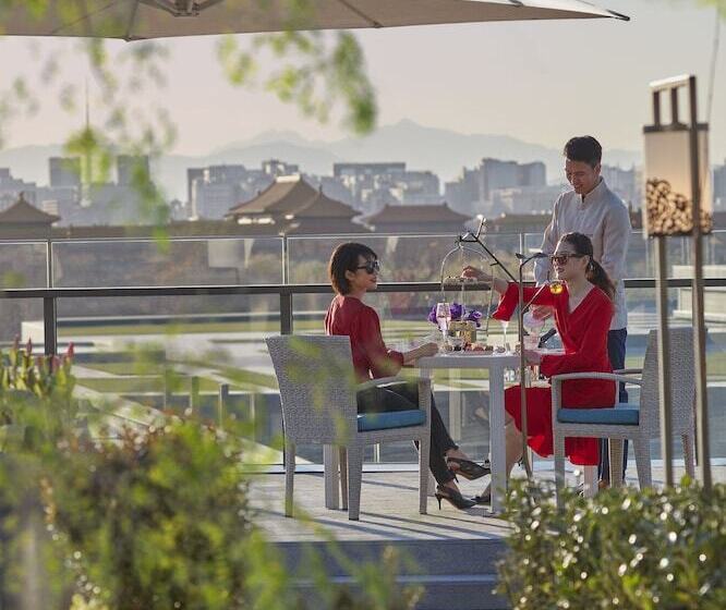 Отель Mandarin Oriental Wangfujing Beijing