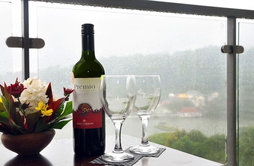 בית מלון כפרי Oak Ray Heritage