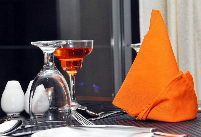 בית מלון כפרי Oak Ray Heritage