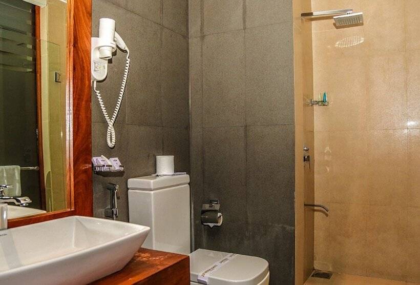 בית מלון כפרי Oak Ray Heritage