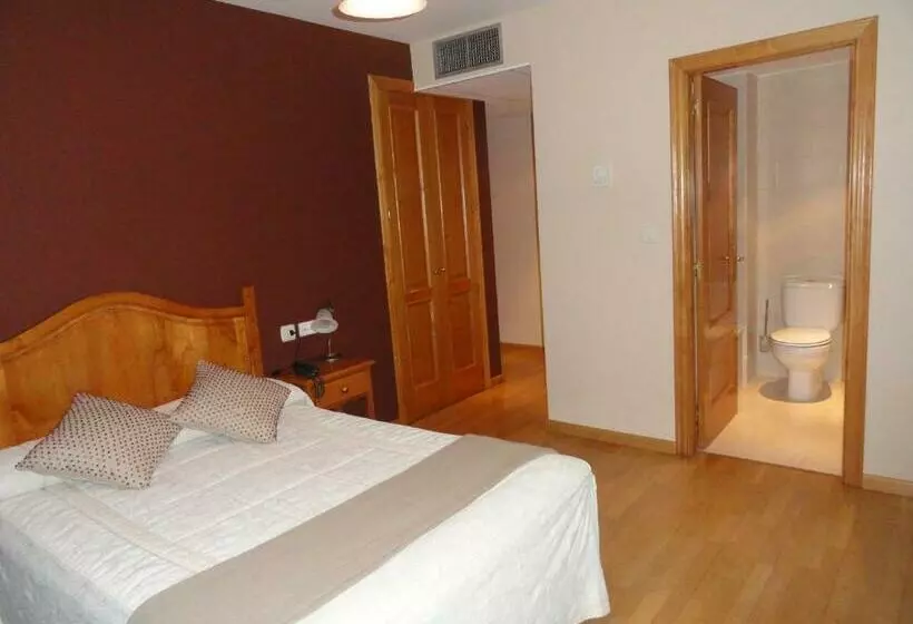 ホテル Restaurante Casa Petronila