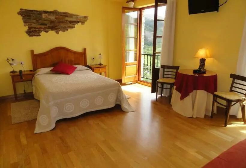 ホテル Restaurante Casa Petronila