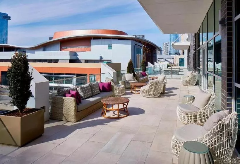 Hotelli Springhill Suites by Marriott Nashville Downtown/Convention Center