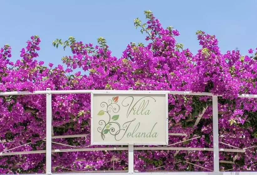 ホテル Villa Iolanda