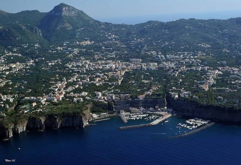 בית מלון כפרי Villa Iolanda