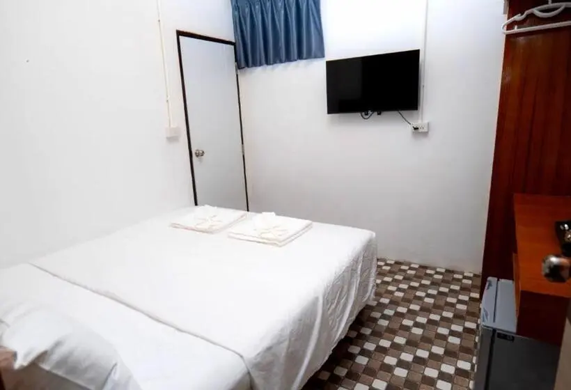 ベッドアンドブレックファースト I Talay Phuket