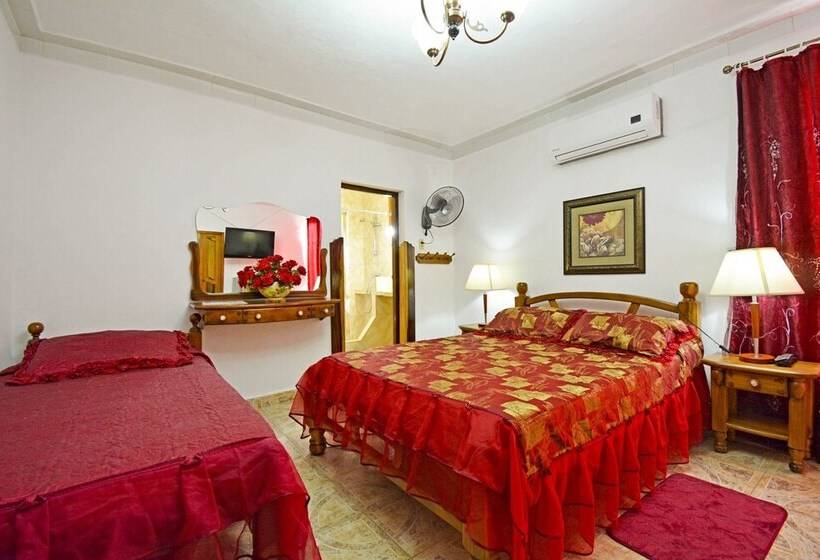 مسافرخانه B&b Perla