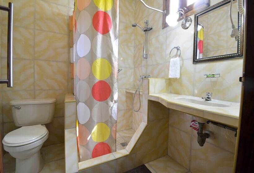 مسافرخانه B&b Perla