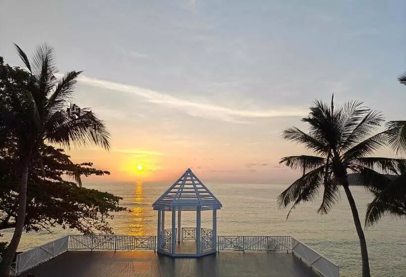 Hotelli Bhundhari Resort & Villas Samui