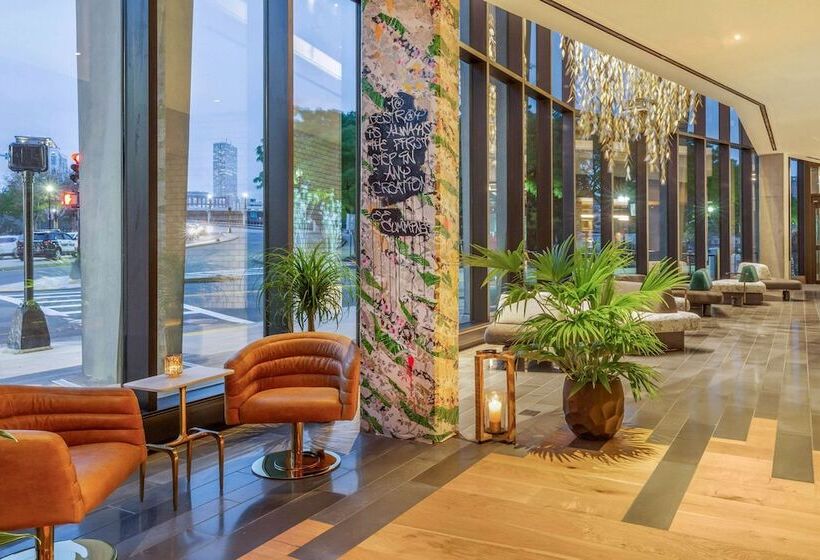 Cambria Hotel Boston Downtown   Seaport