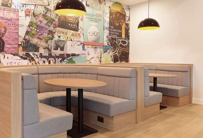 Hotelli Hampton By Hilton Edinburgh Airport