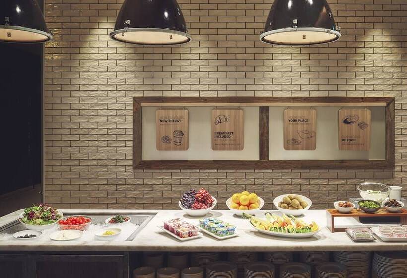 בית מלון כפרי Holiday Inn Express Osaka City Centre  Midosuji, An Ihg