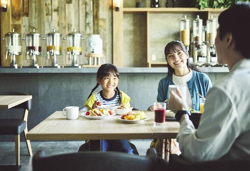 בית מלון כפרי Holiday Inn Express Osaka City Centre  Midosuji, An Ihg