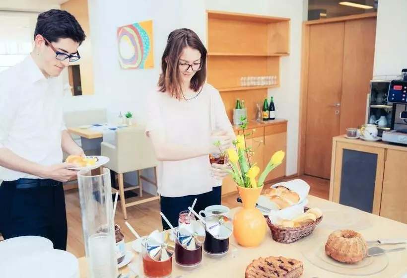 ホテル Klinglhuber Suites