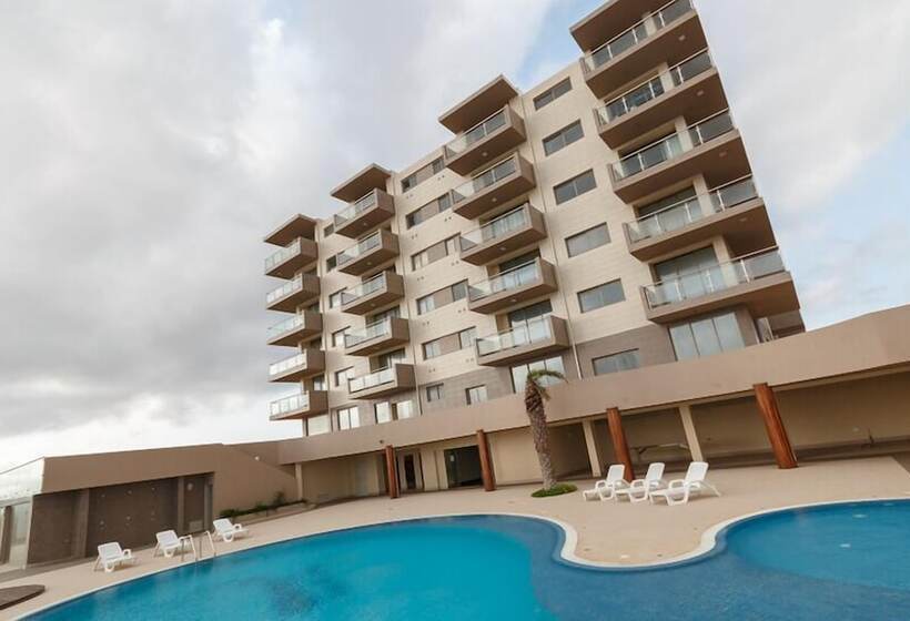 ホテル Las Rochas