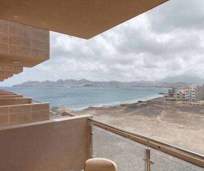 ホテル Las Rochas