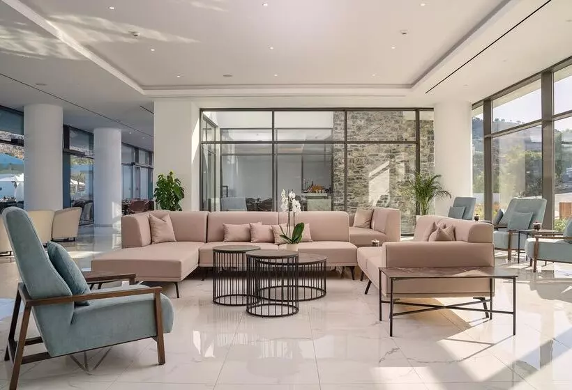 Hotelli Lindos Grand Resort & Spa   Adults Only