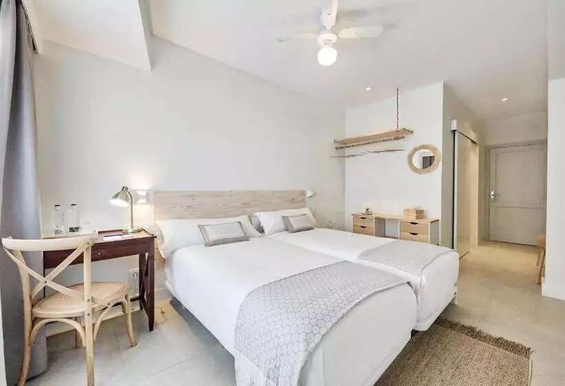 ホテル Maresía Canteras Urban