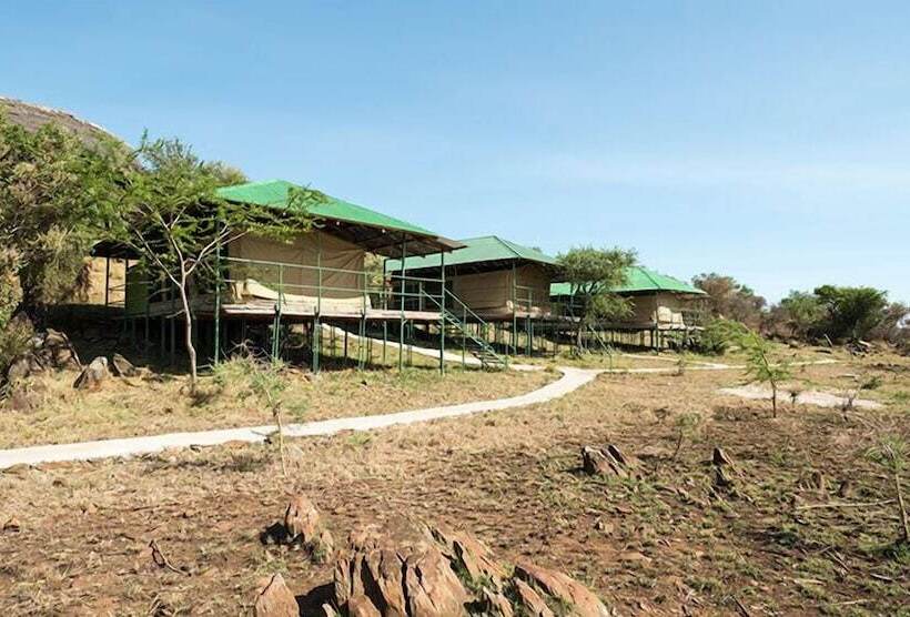 هتل Serengeti Ikoma Wild Camp