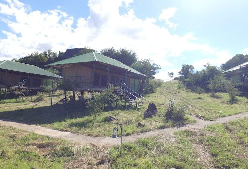 هتل Serengeti Ikoma Wild Camp