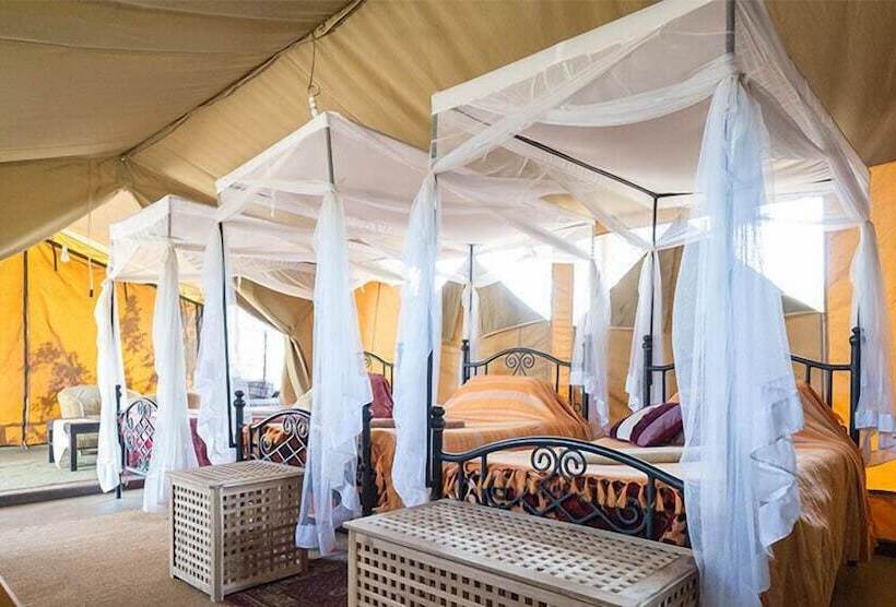 هتل Serengeti Ikoma Wild Camp
