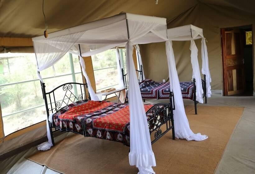 هتل Serengeti Ikoma Wild Camp