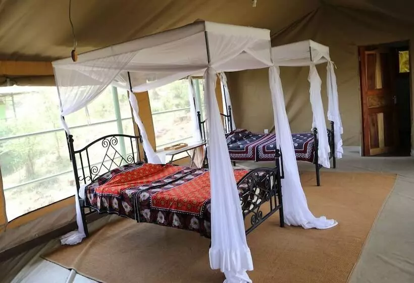 هتل Serengeti Ikoma Wild Camp